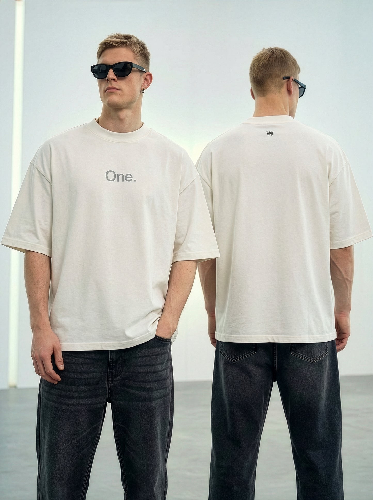 One Erkek T-Shirt