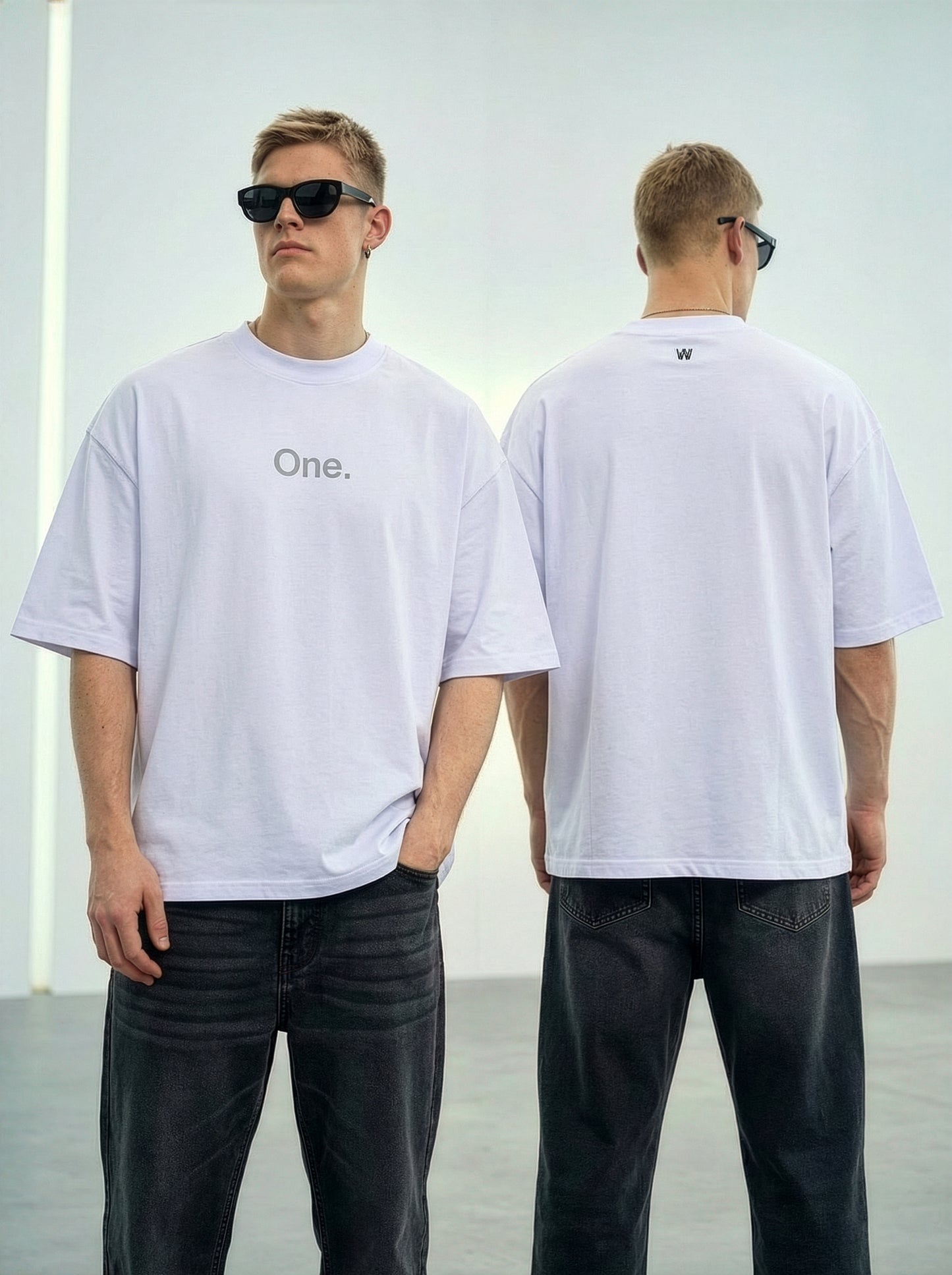 One Erkek T-Shirt